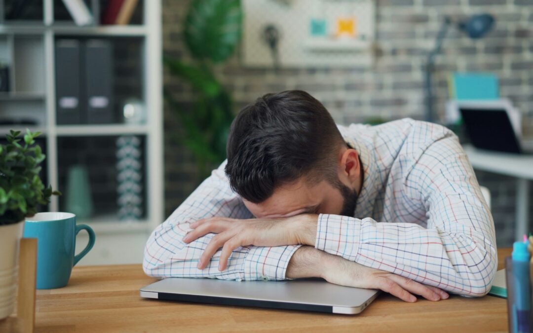 Fatigue chronique : comprendre enfin ce qui se passe dans ton corps (et comment retrouver ton énergie)